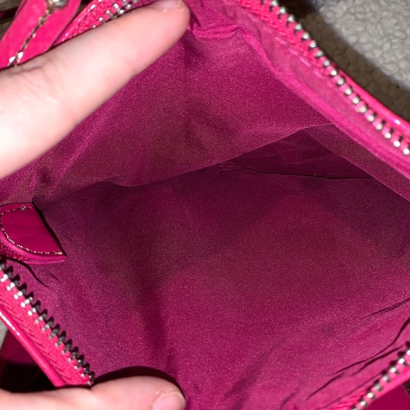 Nine West hot pink purse!🤩👄👛 - Picture 4 of 7